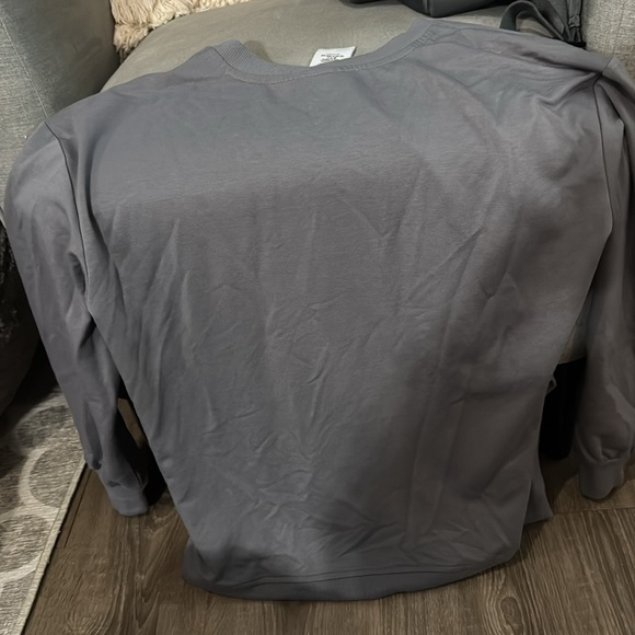 Disneyland Paris Long Sleeve Blouse size small - Picture 4 of 6